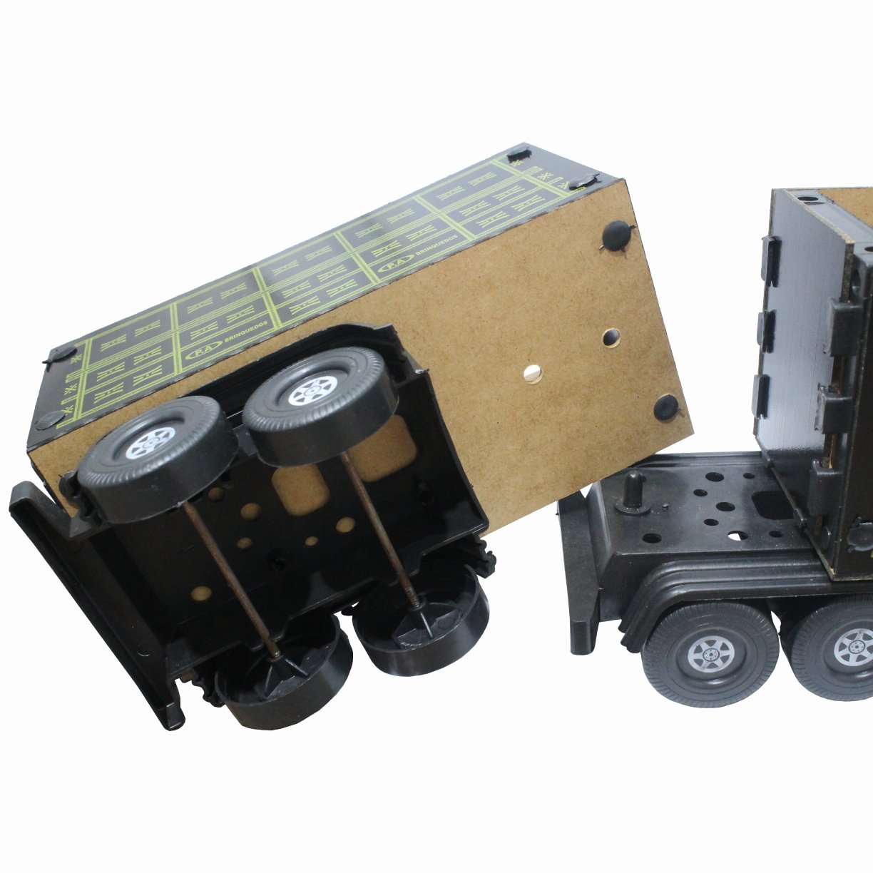 caminhao bau duplo p a brinquedos 1