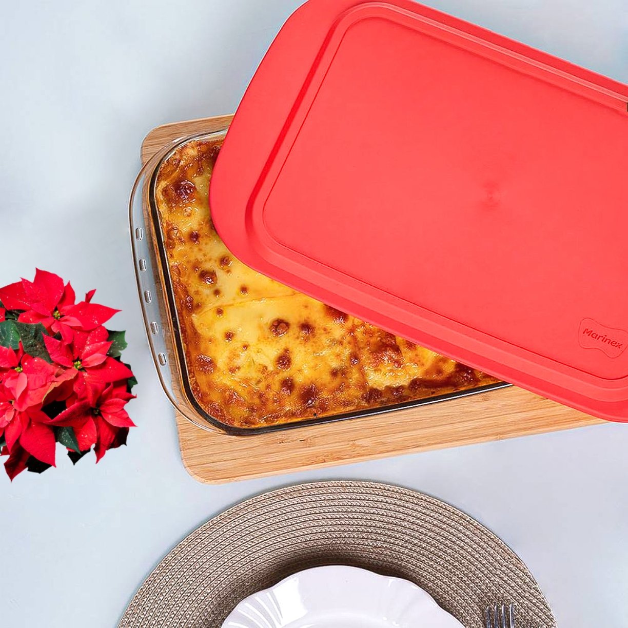 lasanheira 5l com tampa marinex vermelha 1